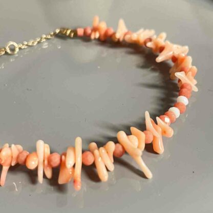 bracelet-corail-rose-perles